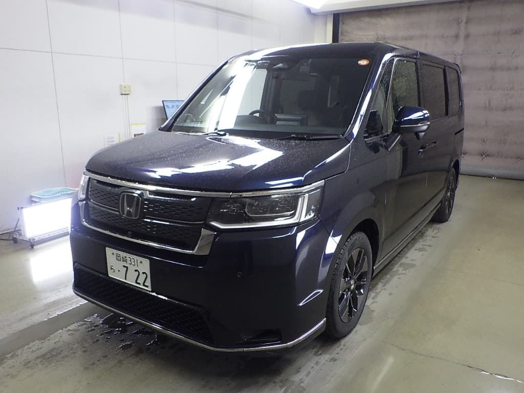 Honda Stepwgn 2023 — авто из Японии
